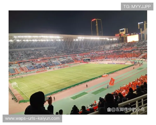 山东泰山的一记远传差点送出直接进球机会 山东泰山的一记远传差点送出直接进球机会