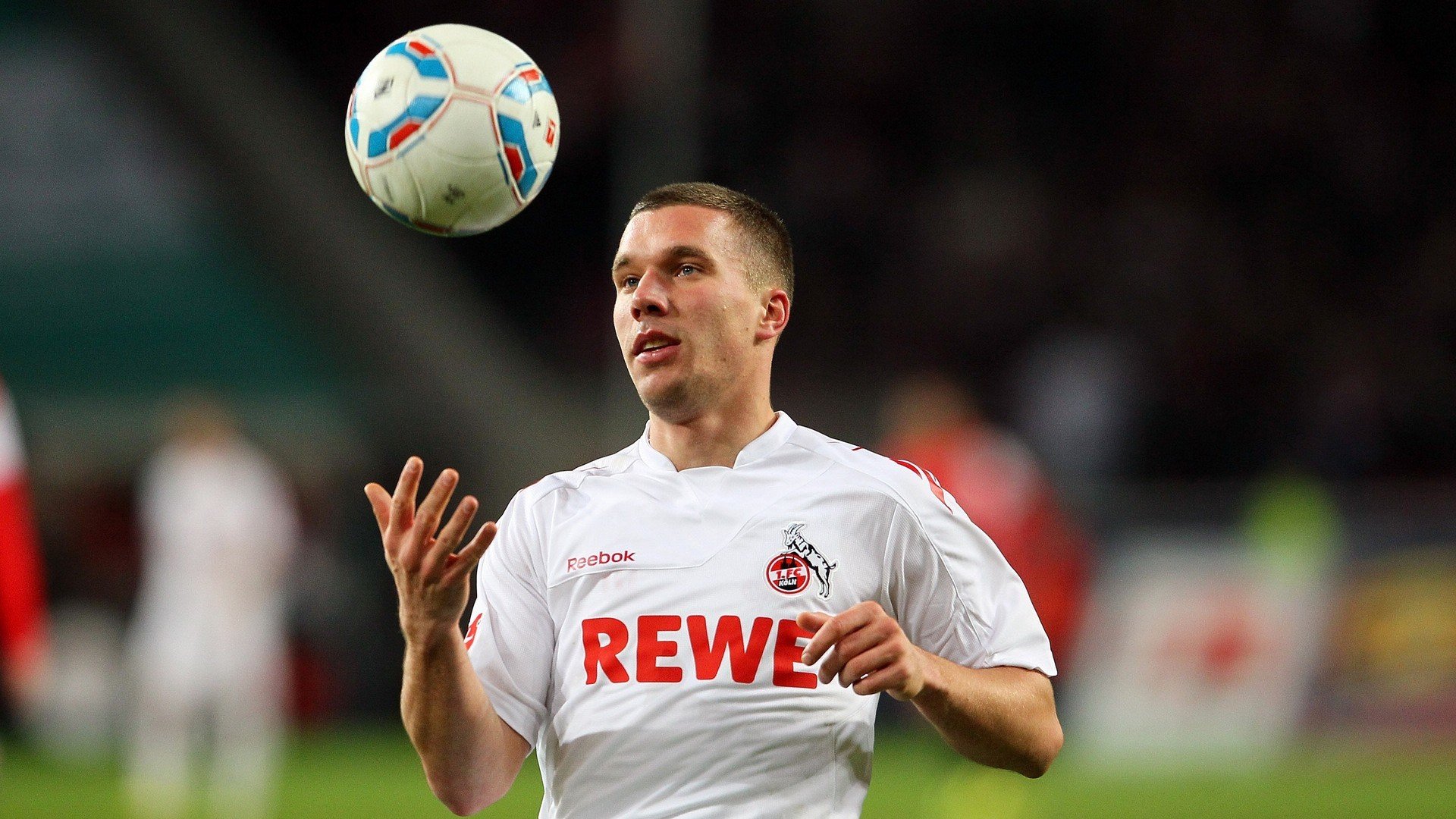 足球训练装备推荐，足球训练套装